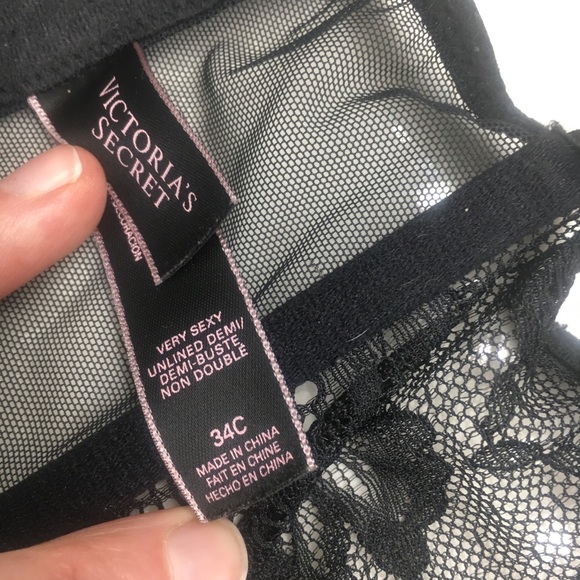 Victoria’s Secret Very Sexy Demi size 34C - Picture 2 of 4